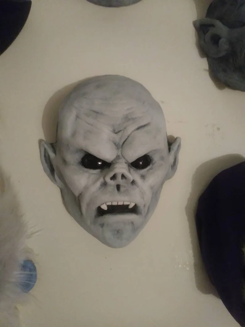 Vampire Wall Mount